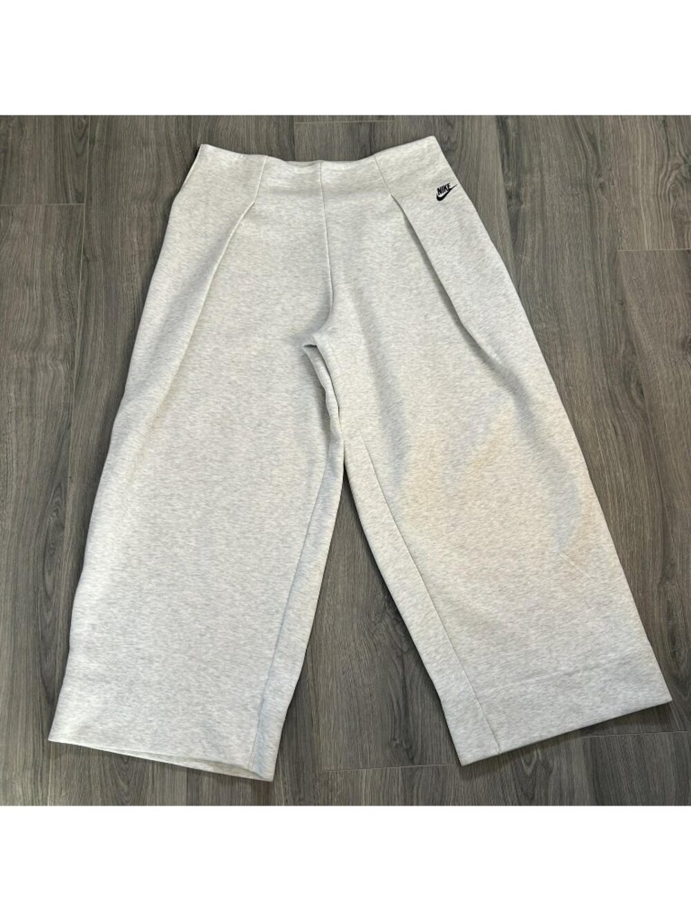 Nike Sweatpants Womens XL Gray Wide Leg Knit Baggy Lounge Pleated Tech Fleece